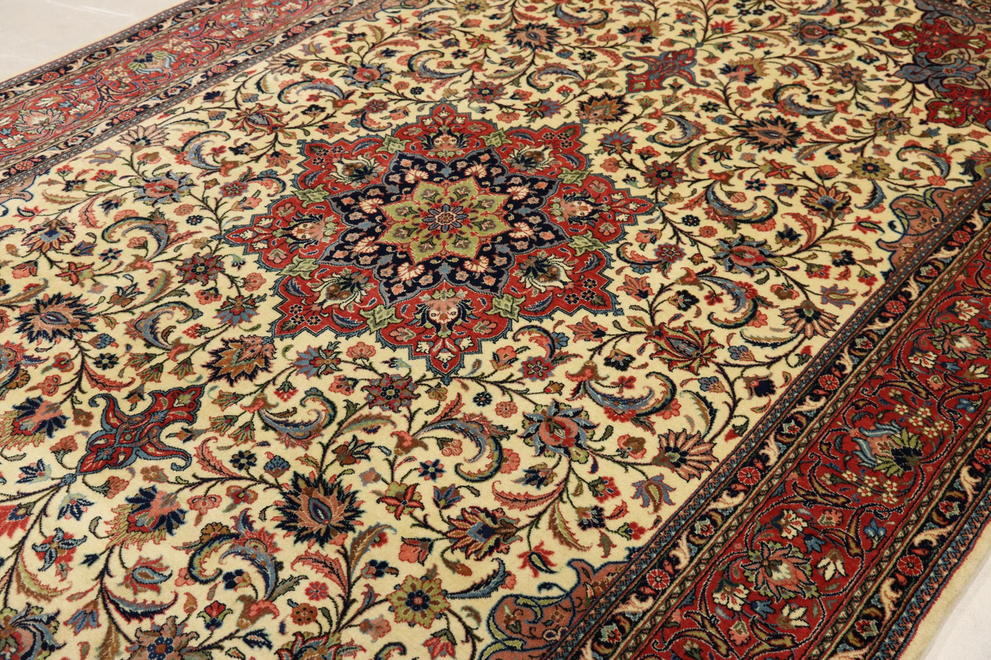 Sarouk Persian Rug 309 x 196