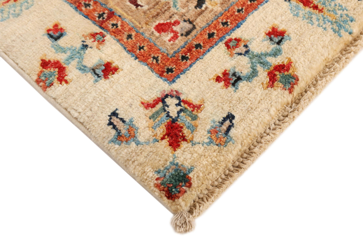 Shokhani  Hand tufted Rug 90 x 56